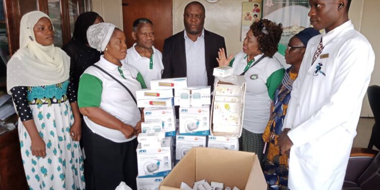 BREATHE EASY FOUNDATION UK DONATES TO OAUTHC