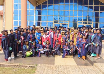 SHIM Celebrates Graduating Students