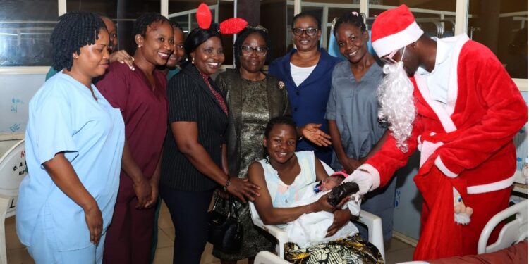 Oninure Foundation, OAUTHC, Spreads Festive Cheer to Paediatric Patients