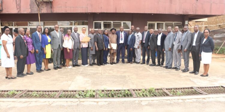 ACCREDITATION TEAM APPLAUDS EFFORTS OF OAUTHC INTERNAL MEDICINE DEPARTMENT