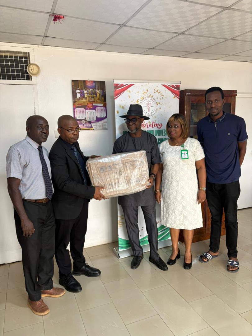 IFEMED Alumnus Donates Cardiac Defibrillator to OAUTHC